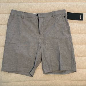 **NWT** Lululemon Commission Short 9"